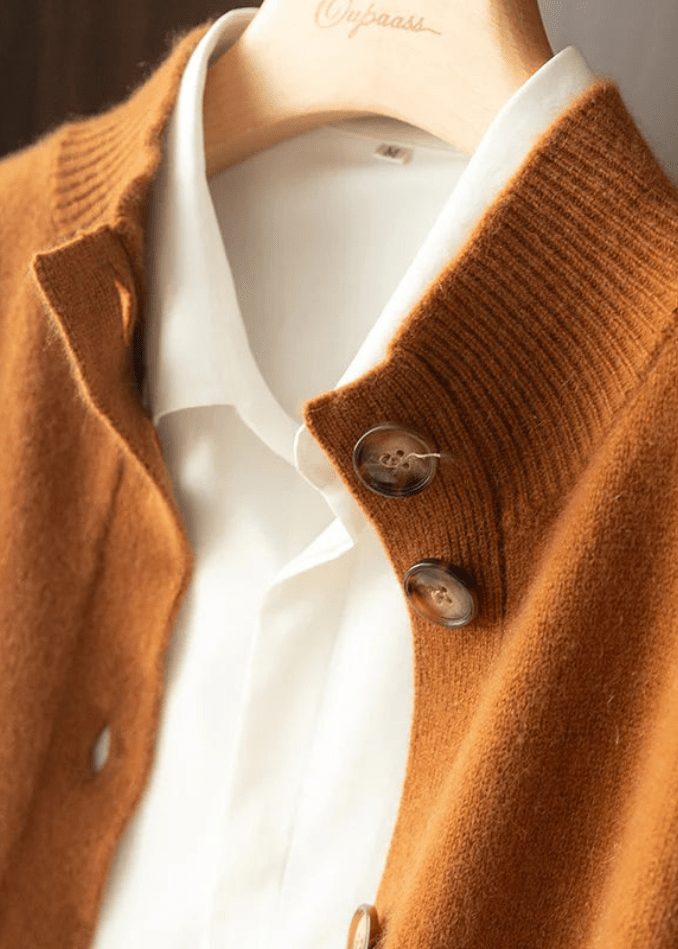 INGRID - GEBREID VEST MET ELEGANTE KNOPEN
