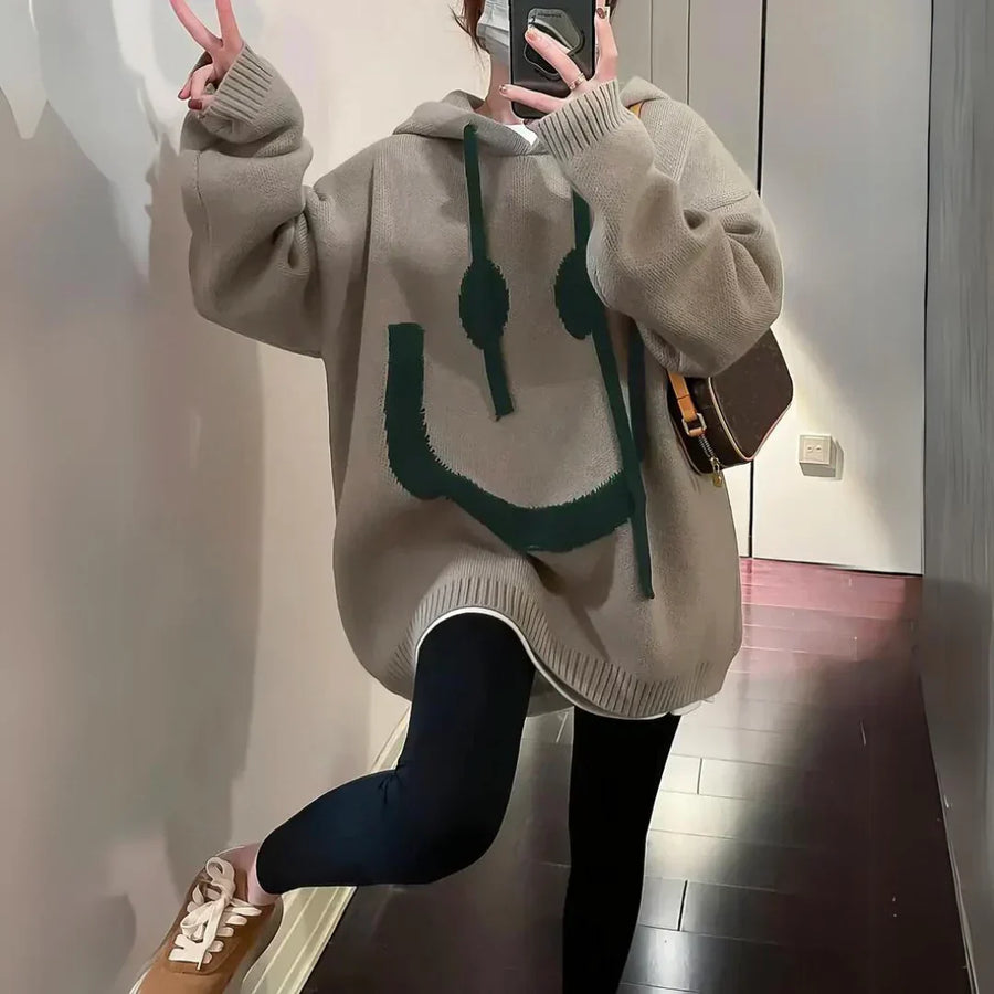 GERTRUD - OVERSIZED HOODIE MET SMILEY