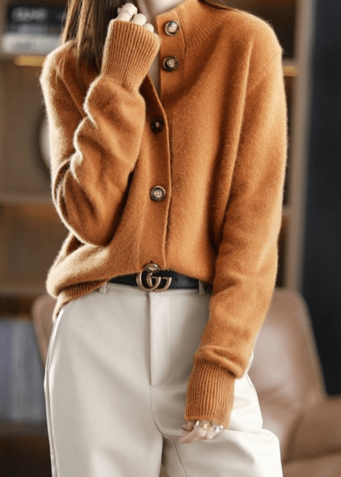 INGRID - GEBREID VEST MET ELEGANTE KNOPEN