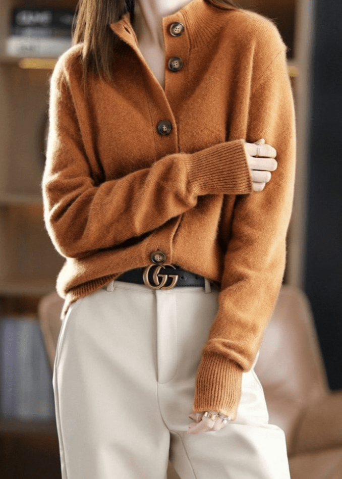 INGRID - GEBREID VEST MET ELEGANTE KNOPEN
