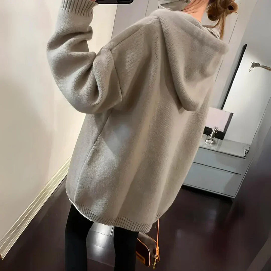 GERTRUD - OVERSIZED HOODIE MET SMILEY