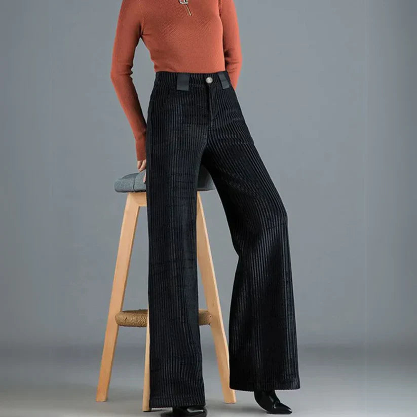 PRISKA - CORDUROY BROEK MET WIJDE PIJPEN