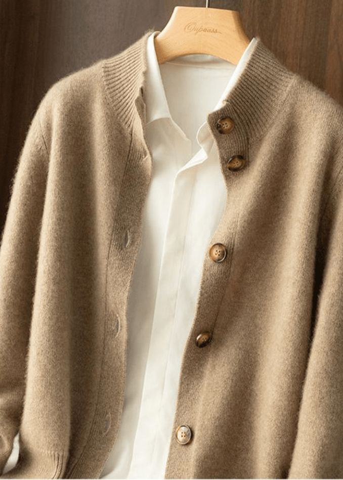 INGRID - GEBREID VEST MET ELEGANTE KNOPEN