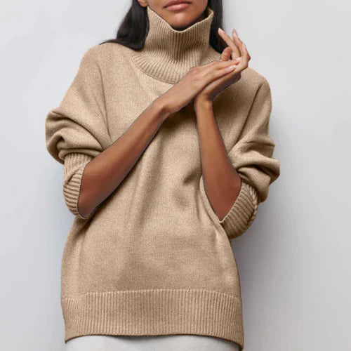 MONIKA - OVERSIZED TRUI MET HOOGE KRAG