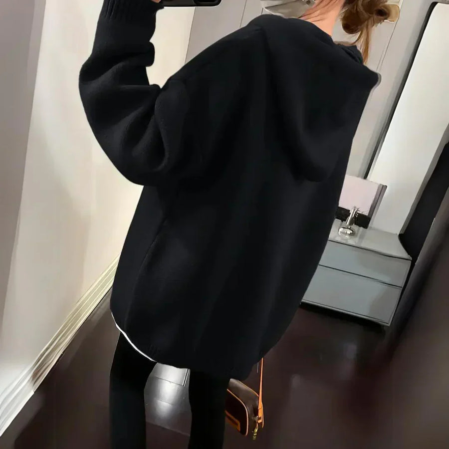 GERTRUD - OVERSIZED HOODIE MET SMILEY