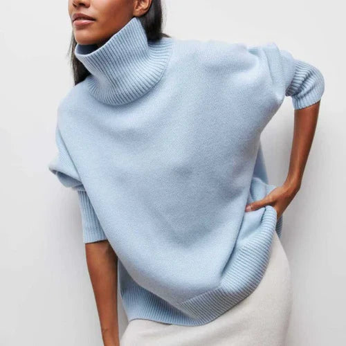 MONIKA - OVERSIZED TRUI MET HOOGE KRAG