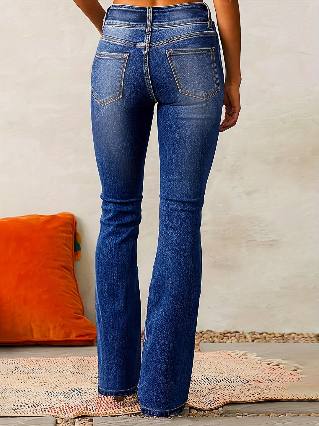 MELANIE - UITLOPENDE JEANS MET HOGE TAILLE